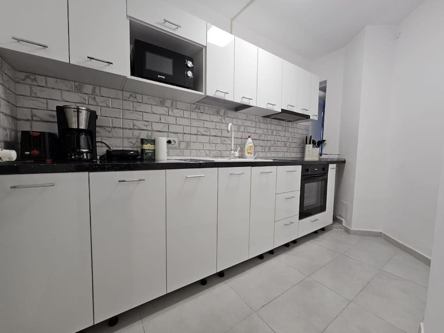 Ultra Central Luxury 3Br 2Bath Apt & Amazing Views Bukareszt Zewnętrze zdjęcie
